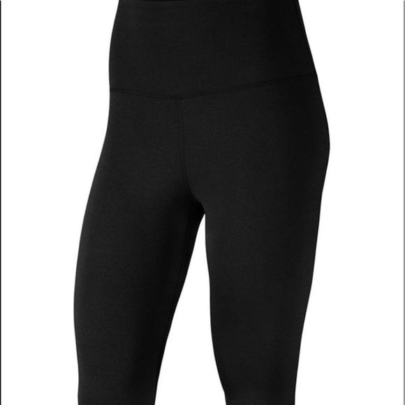 NIKE PLUS SIZE YOGA 7/8 Tights NWT BLACK 2XL ACTIVEWEAR - Picture 1 of 10